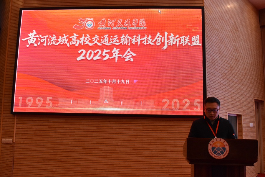 DSC_0798.JPG DSC_0798.JPG