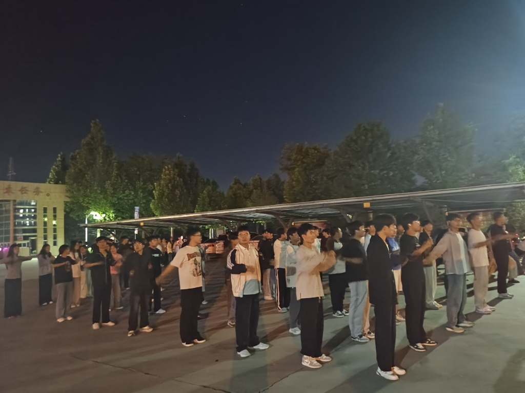 图片2.png 图片2.png