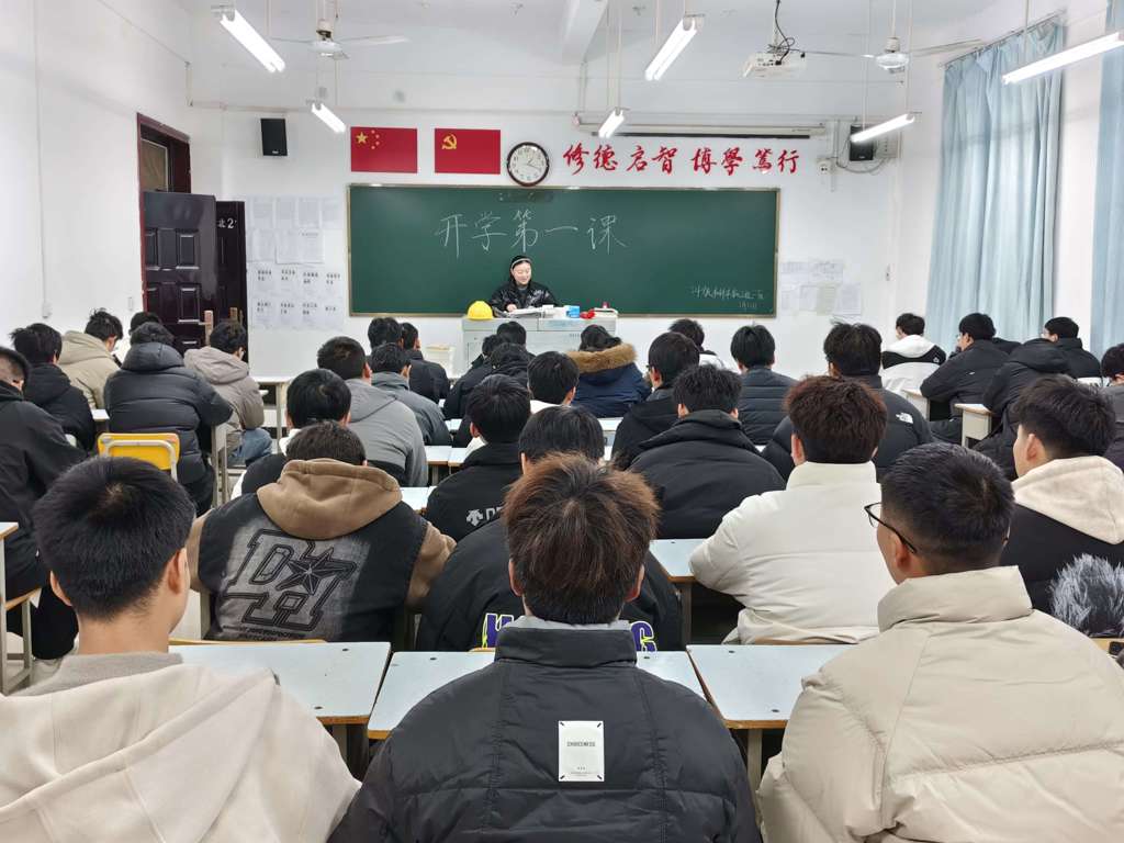 罗稳慧.jpg